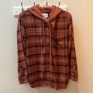 American Eagle flannel with hood
